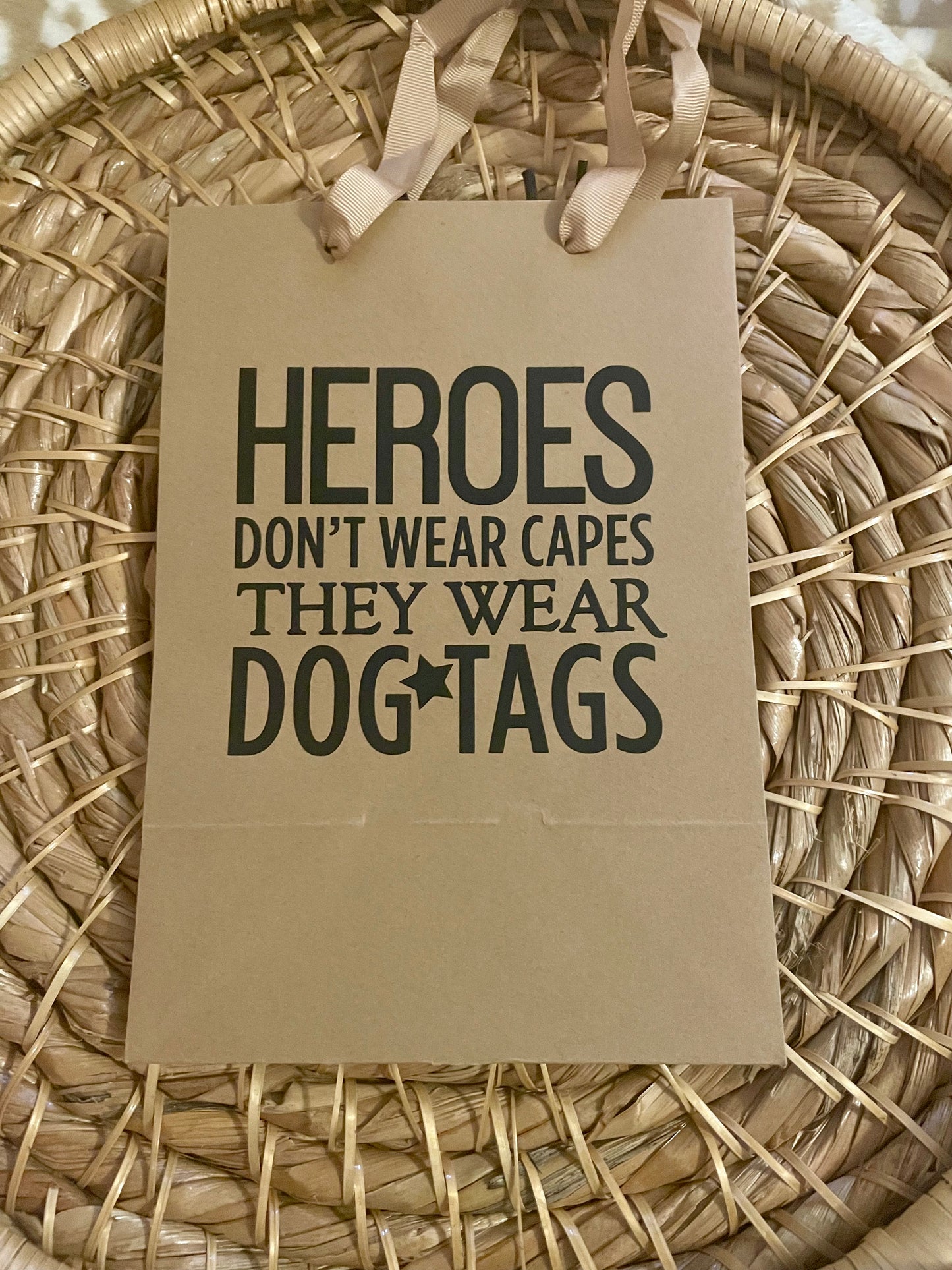Gift Bag (Heroes… Dog Tags)