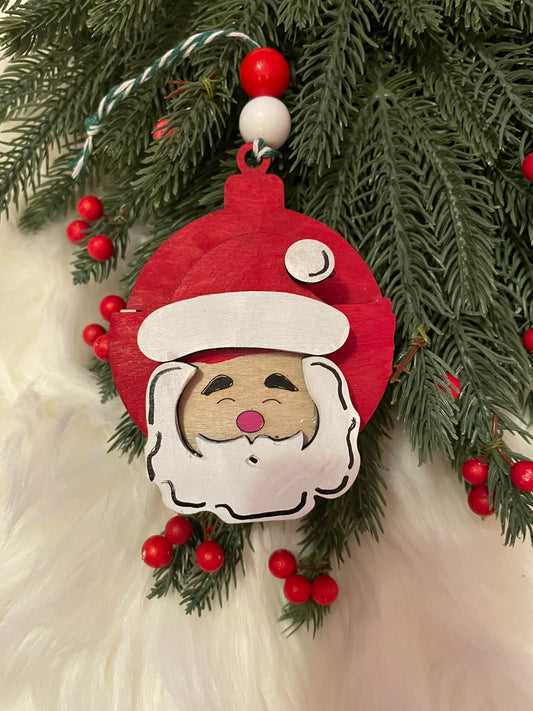 Ornament: Santa Gift Card Holder