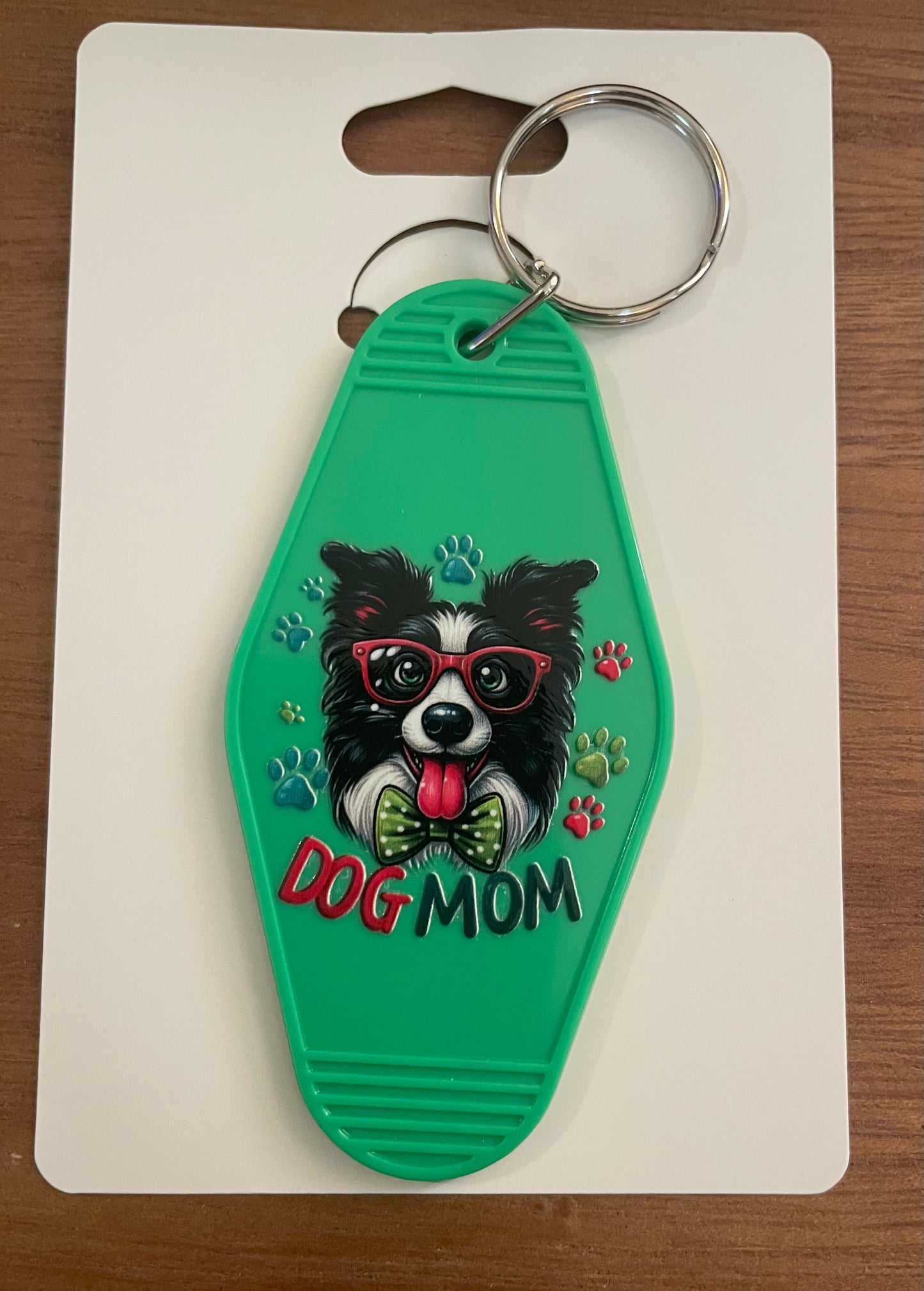 Hotel Keychain: Dog Mom