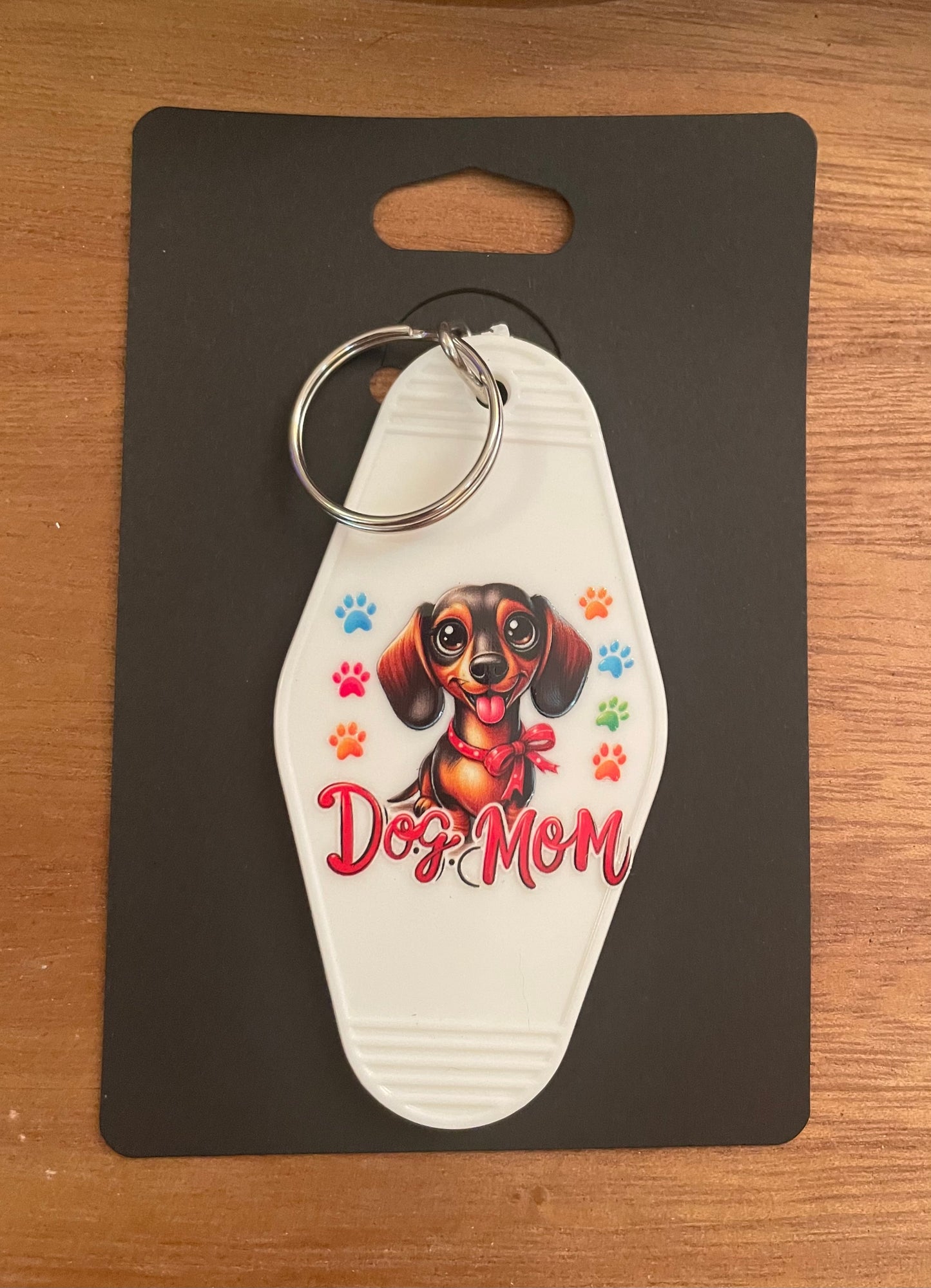 Hotel Keychain: Dog Mom