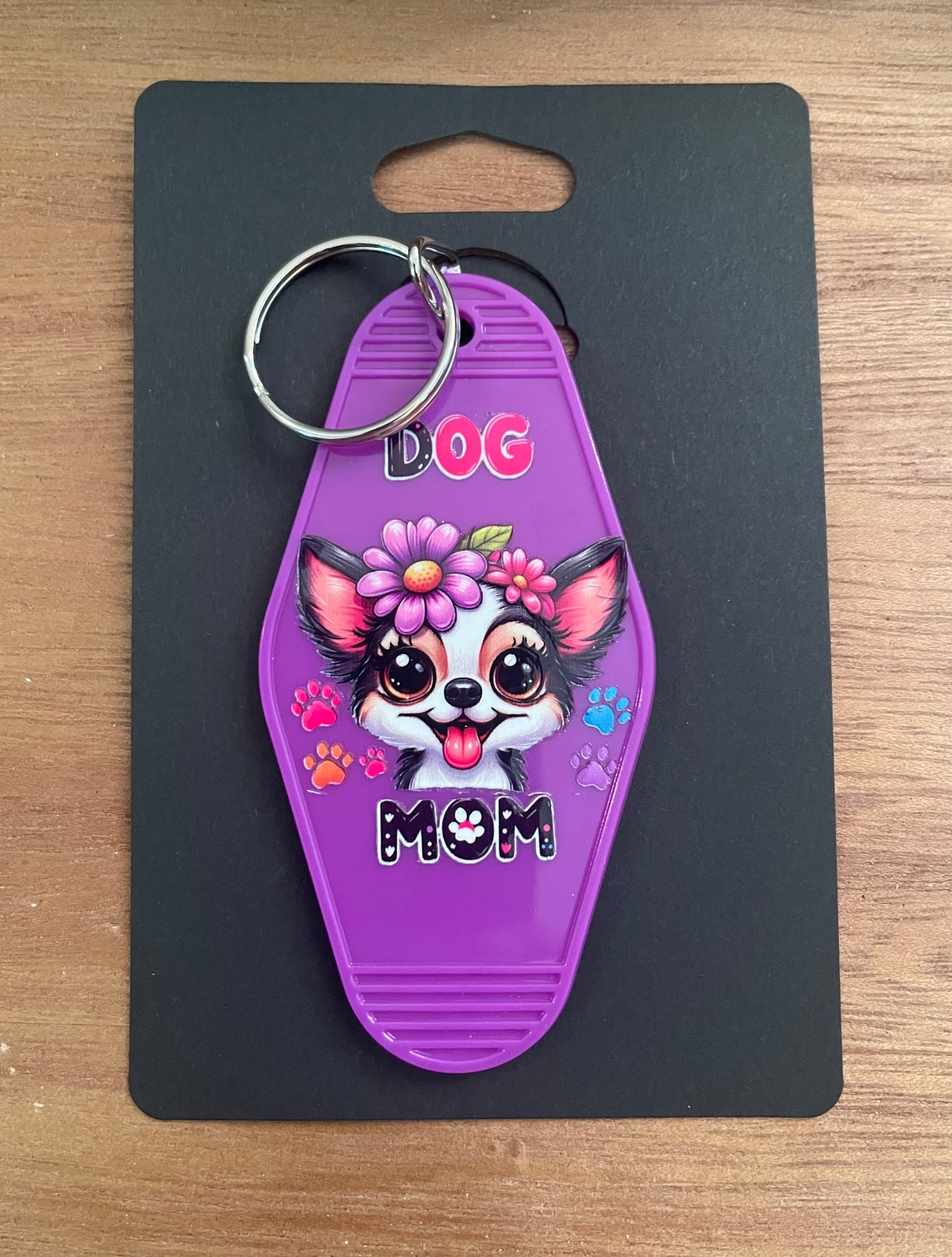 Hotel Keychain: Dog Mom