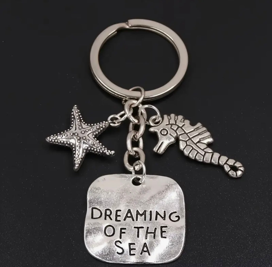 Keychain: Dreaming of the Sea (Starfish and Seahorse)