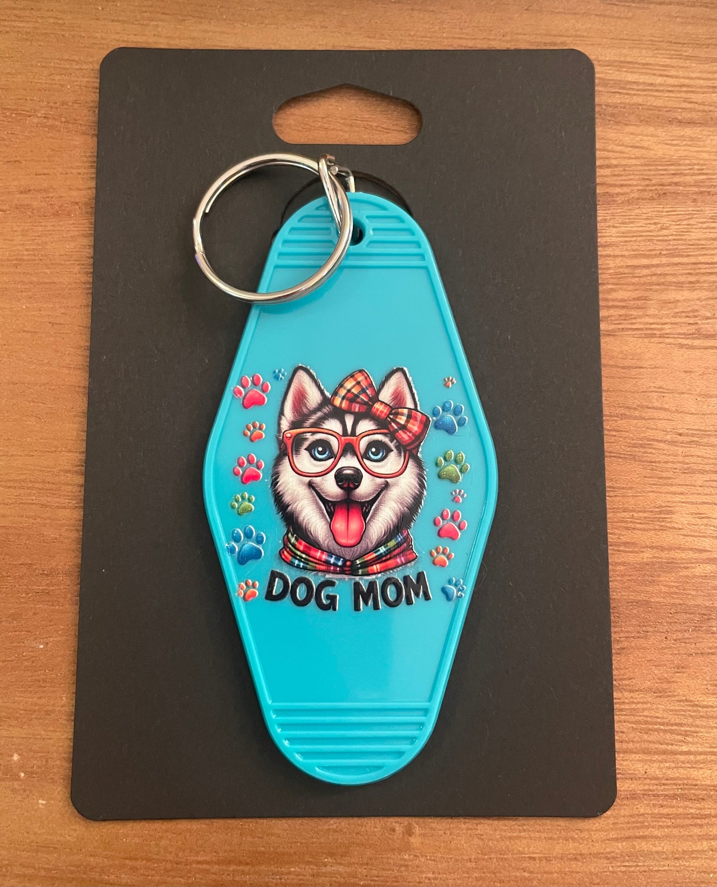 Hotel Keychain: Dog Mom