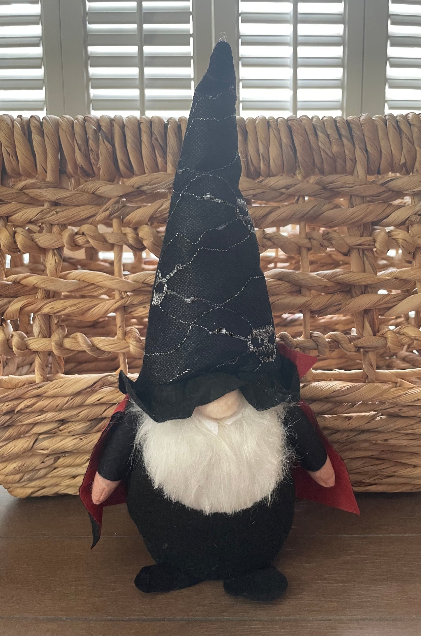 Halloween: Customizable Tall Gnome