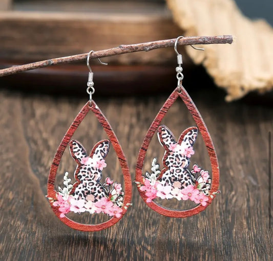 Earrings: Teardrop Bunny with Flowers