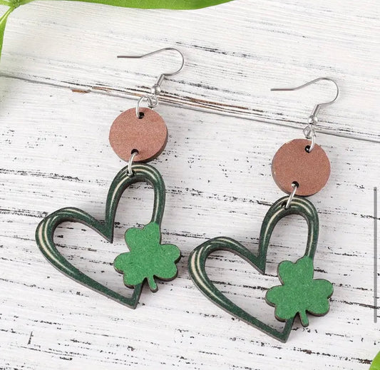 Earrings: Green Heart with Shamrock