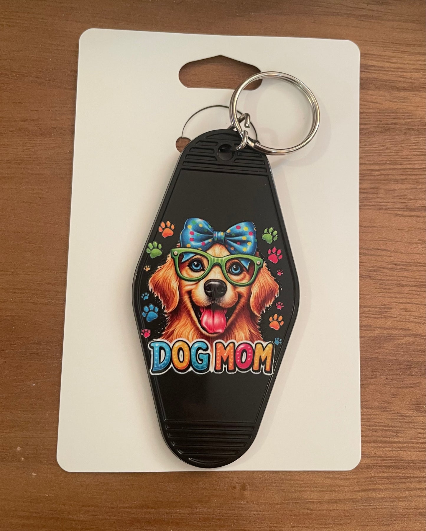 Hotel Keychain: Dog Mom