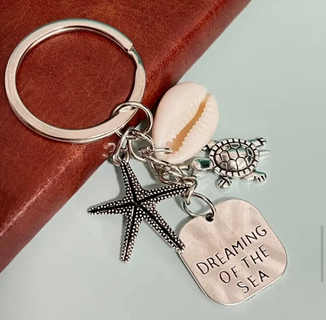 Keychain: Dreaming of the Sea (Starfish, Turtle, Seashell)