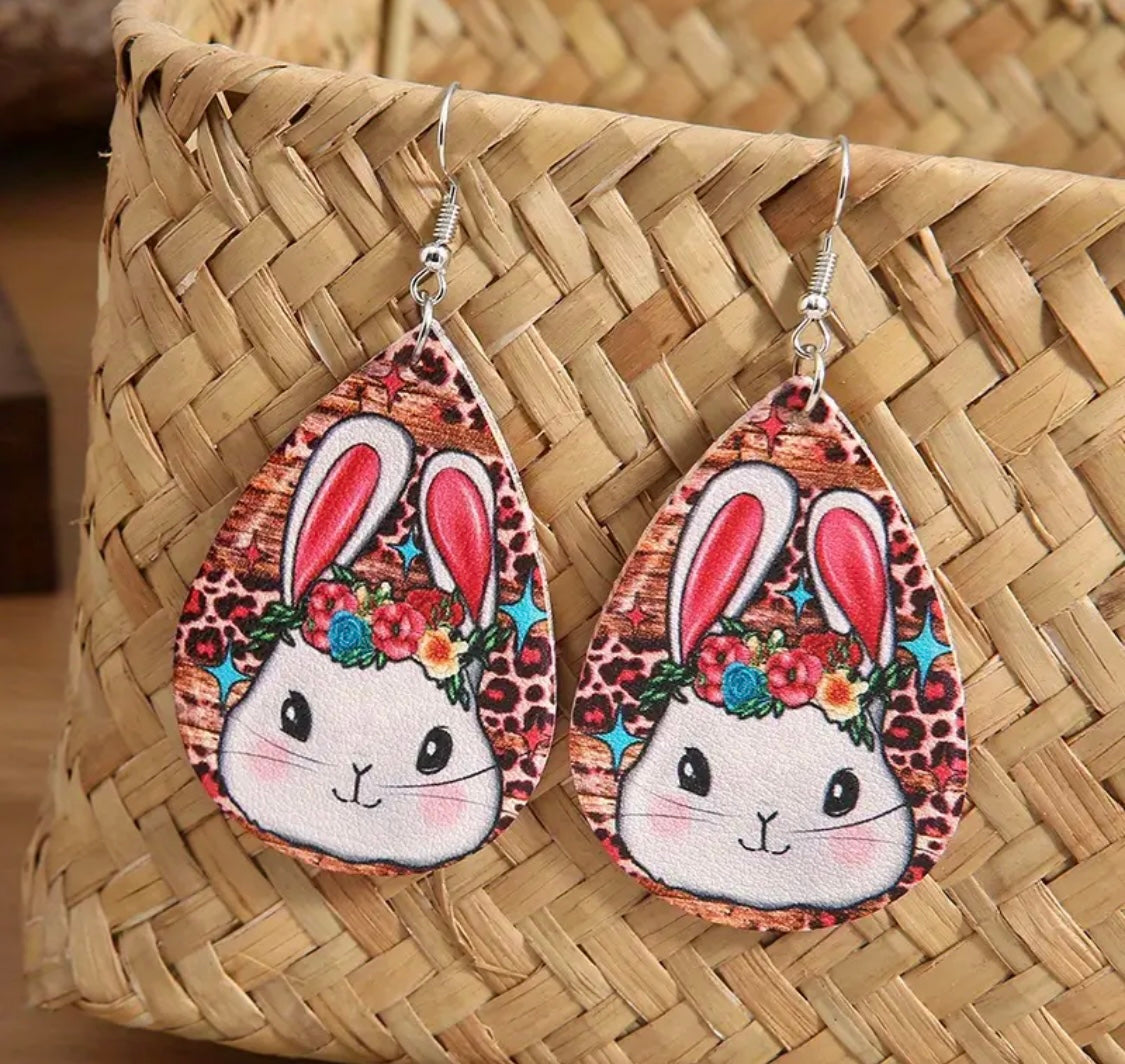 Earrings: Teardrop Bunny Face