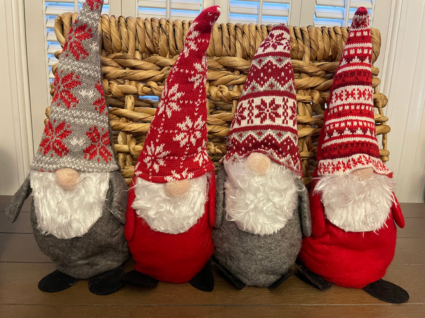 Christmas: Customizable Tall Gnome