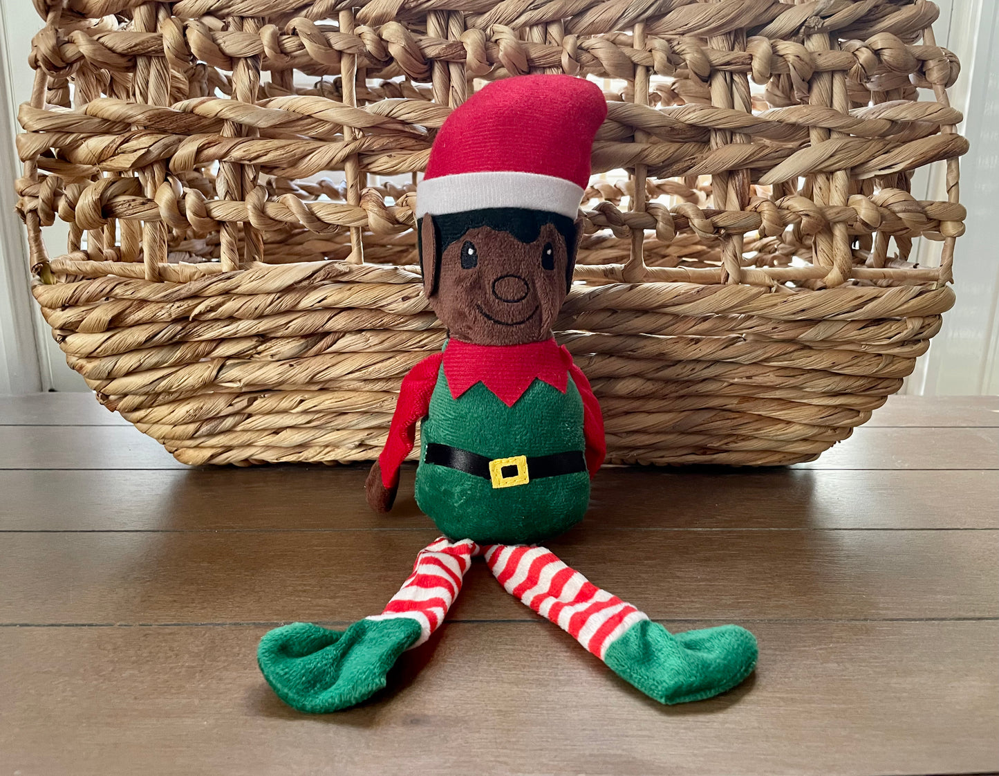 Christmas: Customizable Dark Skin Tone Elf