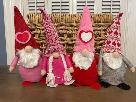 Valentine’s Day: Tall Gnome with Cream Nose/Hands (Ready ♥️)