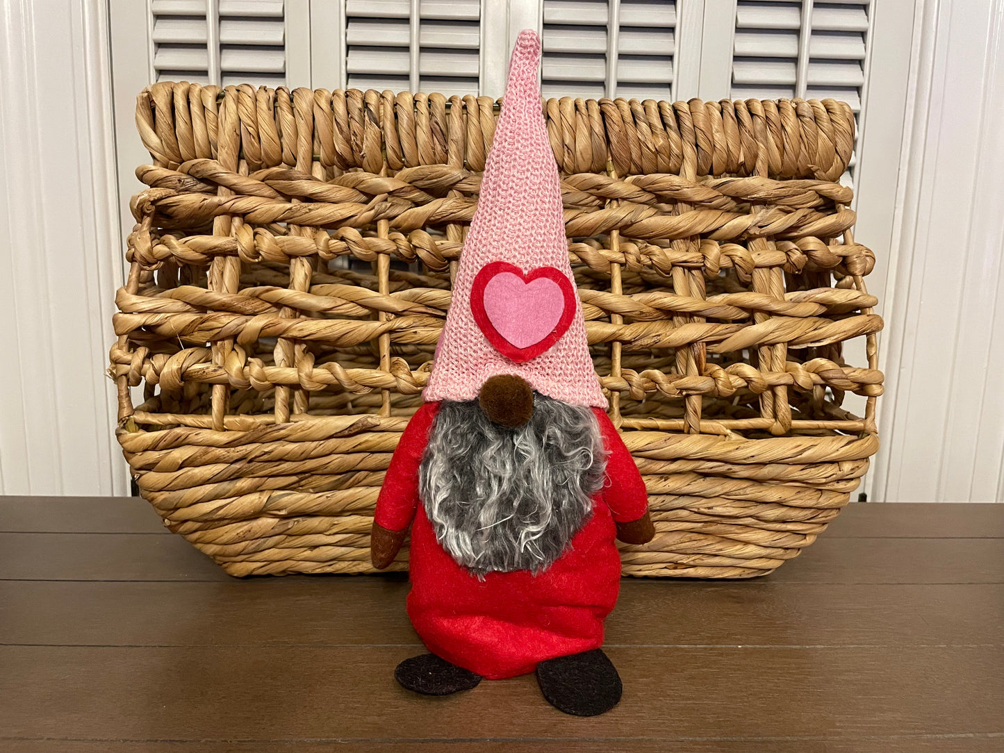 Valentine’s Day: Tall Gnome with Brown Nose/Hands